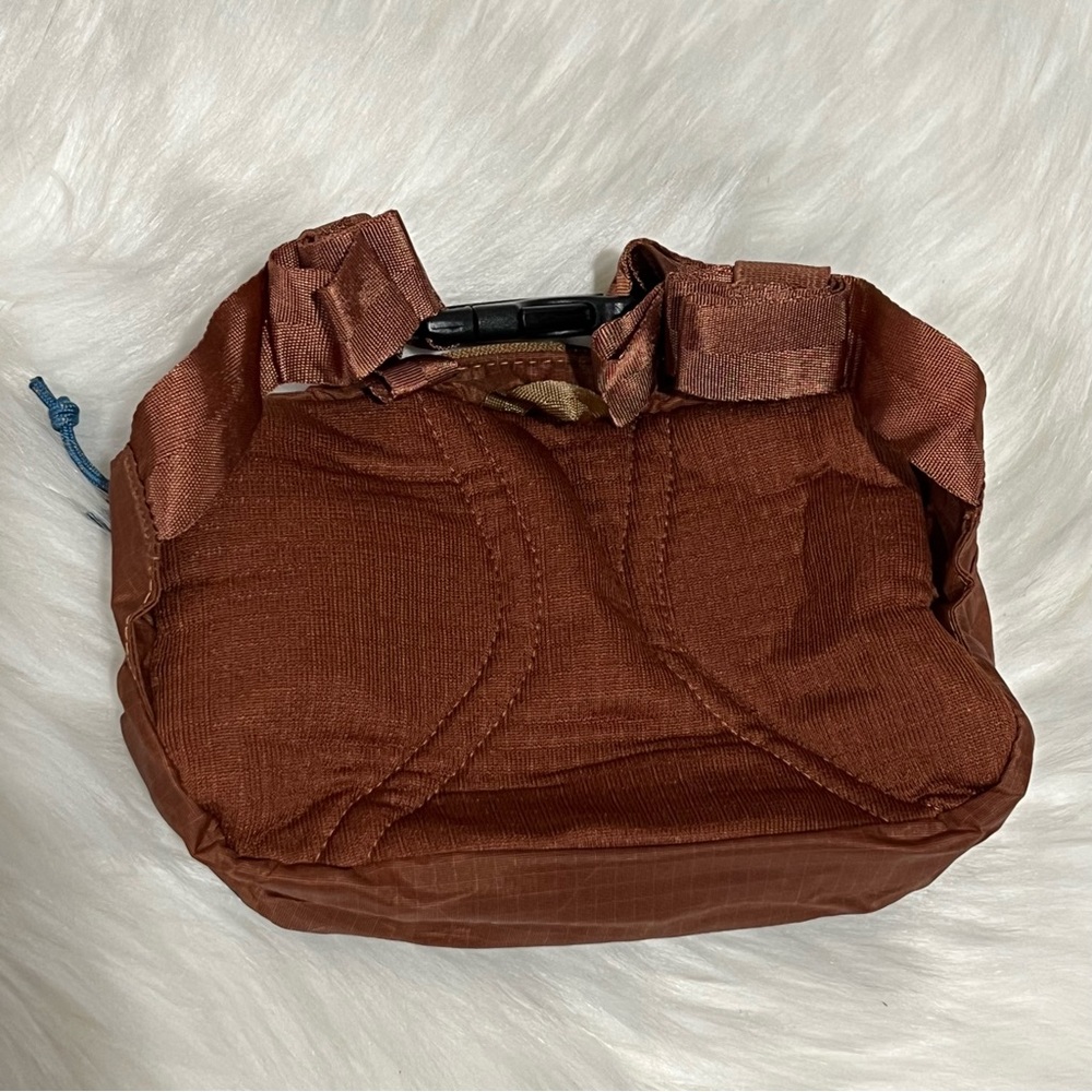 New with Tag Patagonia multi color hip waist Fanny Pack - Picture 2 of 5